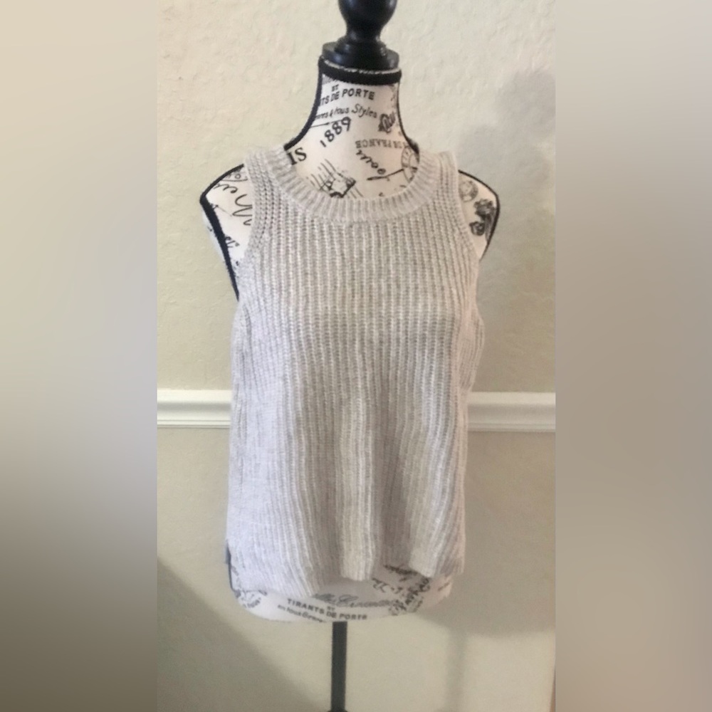 John + Jen  John & Jen Martin cotton sleeveless tank sweater SP